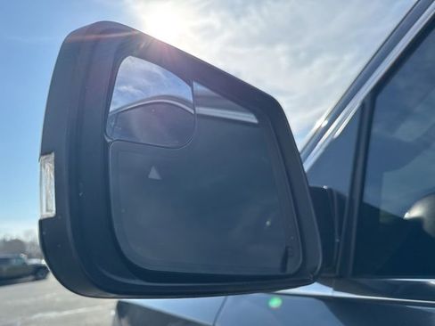 Used 2022 RAM 1500 Limited w/ Body Color Bumper Group image 30