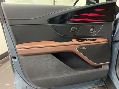 New 2026 Lincoln Nautilus Reserve image 32