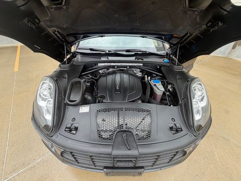 Used 2017 Porsche Macan AWD/4WD image 20
