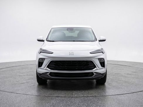 Used 2025 Buick Encore GX Preferred AWD/4WD image 2