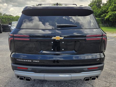 Certified 2024 Chevrolet Traverse LT AWD/4WD image 4