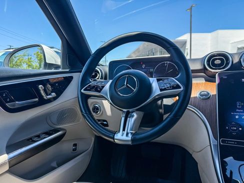 Used 2023 Mercedes-Benz C 300 4MATIC Sedan image 15