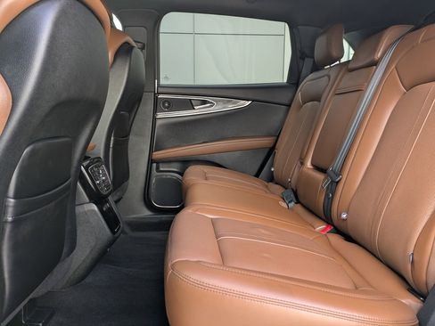 Certified 2023 Lincoln Nautilus Reserve w/ Equipment Group 201A image 16