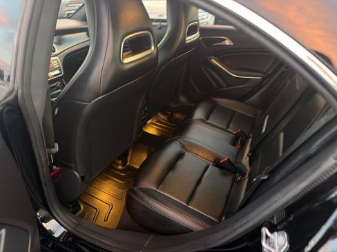 Used 2019 Mercedes-Benz CLA 250 4MATIC image 19