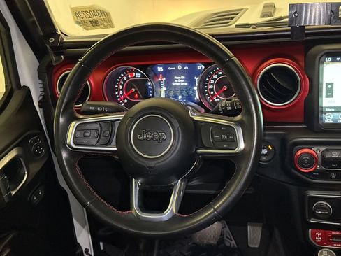 Used 2022 Jeep Wrangler Unlimited Rubicon w/ Xtreme Recon 35" Tire Package AWD/4WD image 14