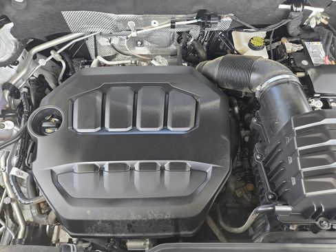 Used 2024 Volkswagen Atlas SEL Premium R-Line AWD/4WD image 29