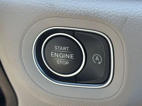 Certified 2025 Mercedes-Benz GLE 450 4MATIC image 24