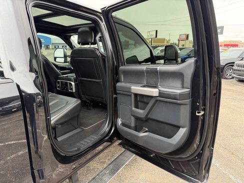 Used 2022 Ford F350 Platinum AWD/4WD image 55
