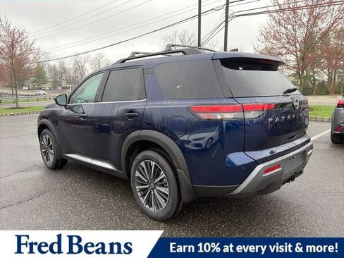New 2026 Nissan Pathfinder Platinum w/ Cargo Package AWD/4WD image 5