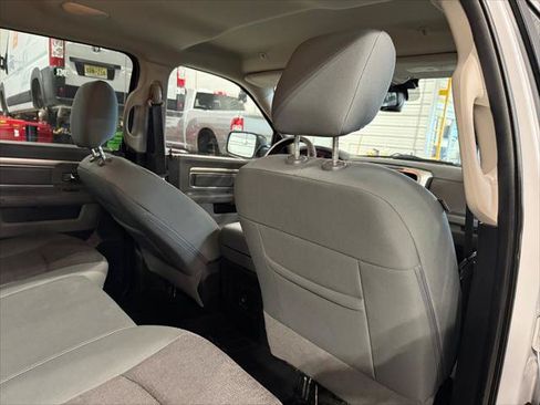 Certified 2017 RAM 1500 Big Horn AWD/4WD image 17