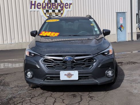 Used 2024 Subaru Crosstrek 2.0i Premium image 2