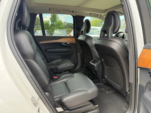 Used 2021 Volvo XC90 T6 Momentum w/ Advanced Package AWD/4WD image 26