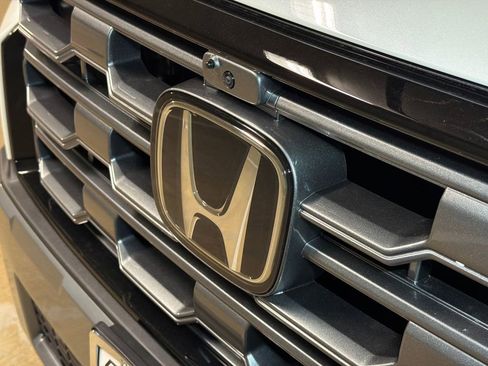 New 2026 Honda Pilot TrailSport image 13