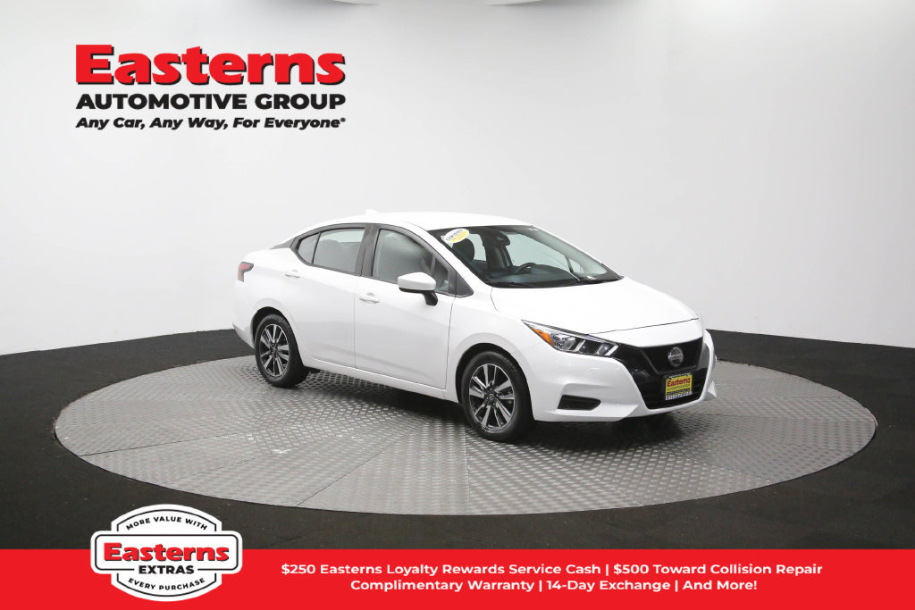 Used 2022 Nissan Versa SV FWD image 51