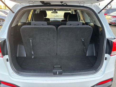 Used 2017 Kia Sorento LX image 11
