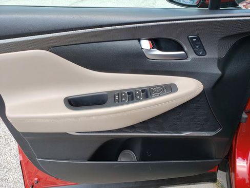Used 2019 Hyundai Santa Fe AWD image 11