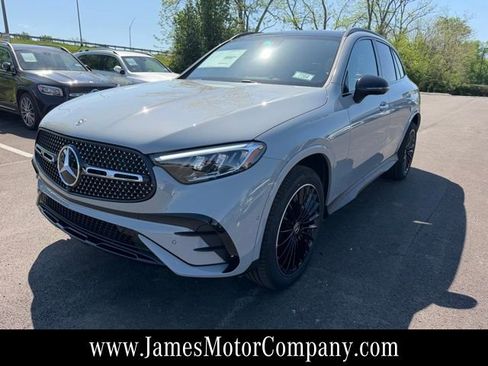 New 2026 Mercedes-Benz GLC 300 4MATIC image 2