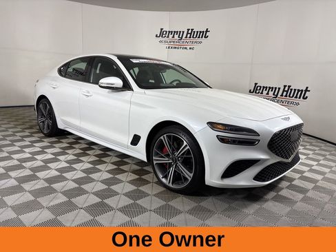 Used 2025 Genesis G70 3.3T Advanced image 4