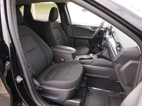 Certified 2025 Ford Escape Active image 25