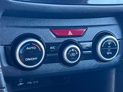 Certified 2021 Subaru Crosstrek 2.5i Sport w/ Moonroof Package image 22