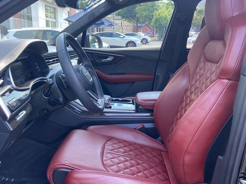 Used 2022 Audi SQ7 Prestige w/ Prestige Package image 11