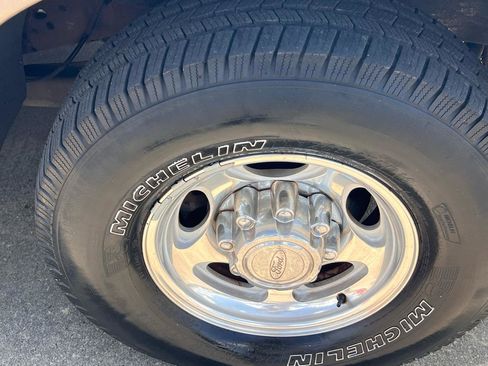 Used 2001 Ford Excursion Limited RWD image 35