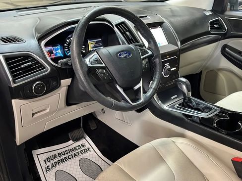 Used 2016 Ford Edge Titanium w/ Equipment Group 302A AWD/4WD image 2