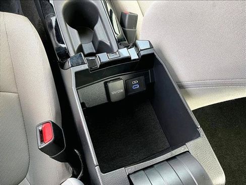 Used 2022 Toyota Corolla LE FWD image 26