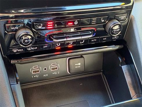 Used 2023 Jeep Grand Cherokee Altitude image 25