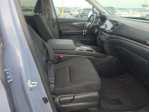 Used 2024 Honda Ridgeline Sport image 13