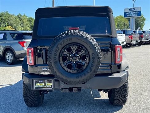 Used 2024 Ford Bronco Wildtrak image 4