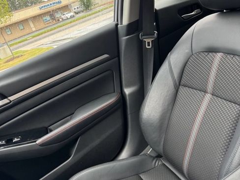 Used 2025 Nissan Altima 2.5 SR FWD image 12