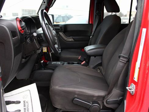 Used 2014 Jeep Wrangler Unlimited Sport w/ Quick Order Package 24S image 28