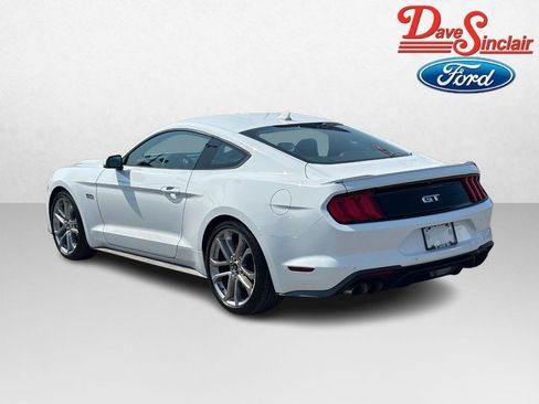 Used 2022 Ford Mustang GT Premium w/ Equipment Group 401A RWD image 9