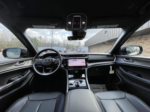 New 2026 Jeep Grand Cherokee L Limited AWD/4WD image 14