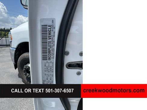 Used 2019 RAM 3500 Tradesman w/ Chrome Appearance Group AWD/4WD image 18