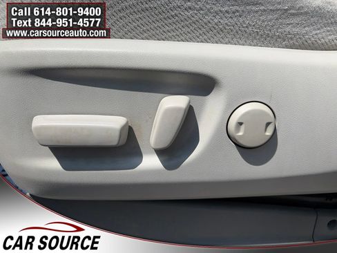 Used 2012 Toyota Sienna LE w/ Towing Pkg FWD image 15