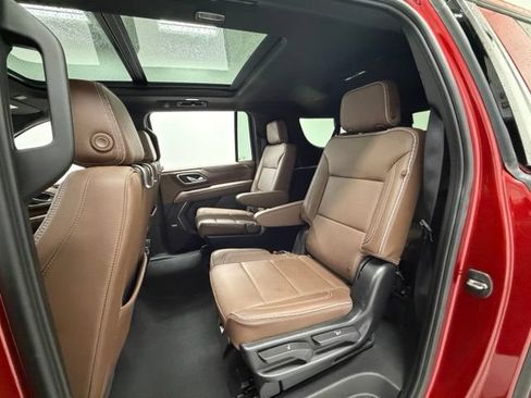 Certified 2024 Chevrolet Suburban High Country w/ Premium Package 2 AWD/4WD image 24