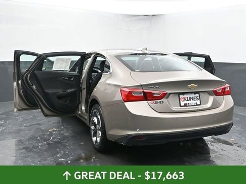 Used 2024 Chevrolet Malibu LT image 58