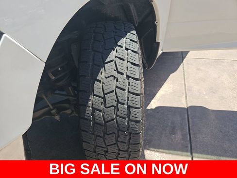 Used 2022 RAM 1500 Classic SLT w/ Electronics Group AWD/4WD image 34