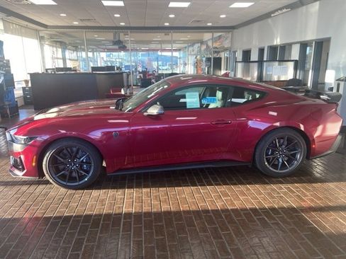 New 2025 Ford Mustang Dark Horse image 2