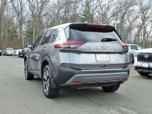 Certified 2023 Nissan Rogue SV AWD/4WD image 6