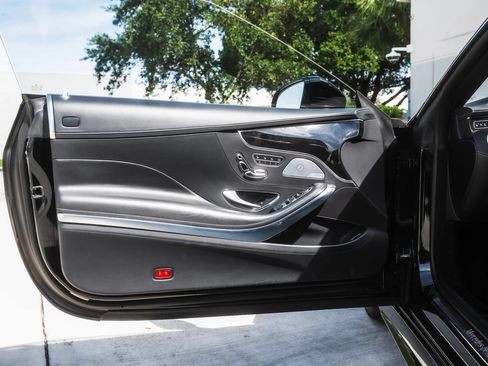 Used 2017 Mercedes-Benz S 550 Cabriolet image 14