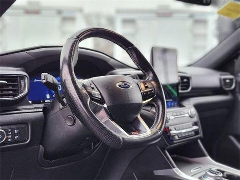 Certified 2020 Ford Explorer ST w/ ST Street Pack image 20