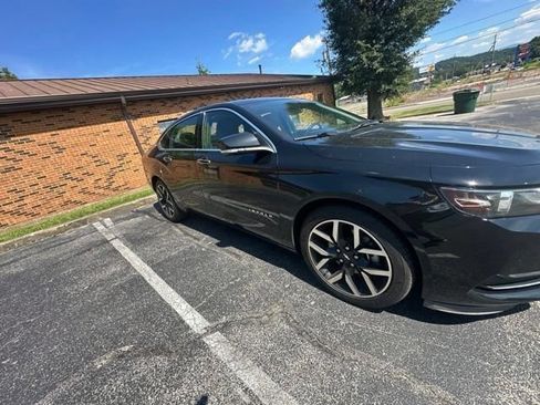 Used 2017 Chevrolet Impala Premier FWD image 16