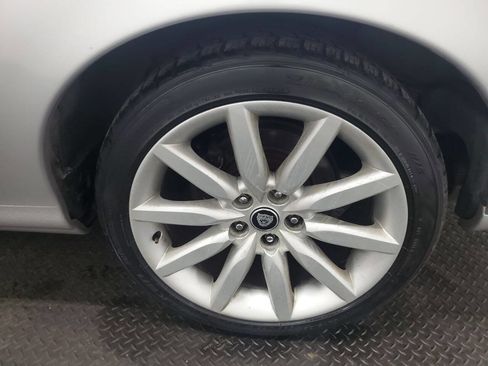 Used 2004 Jaguar XK8 Convertible image 19