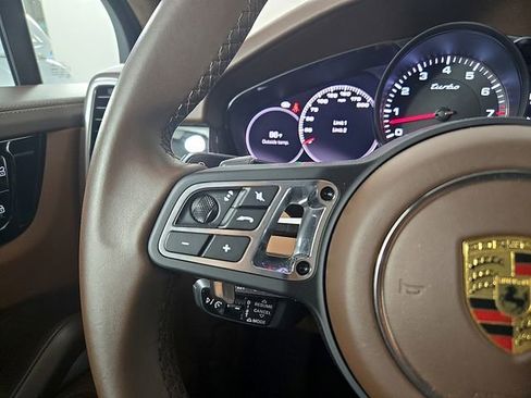 Used 2021 Porsche Cayenne Turbo AWD/4WD image 24