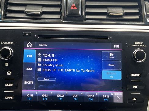 Used 2019 Subaru Outback 2.5i Limited image 16