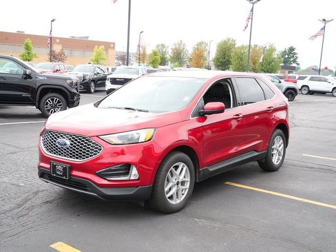 Used 2024 Ford Edge SEL w/ Convenience Package AWD/4WD image 5