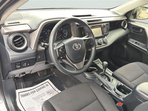 Used 2018 Toyota RAV4 LE w/ All Weather Liner Package AWD/4WD image 17